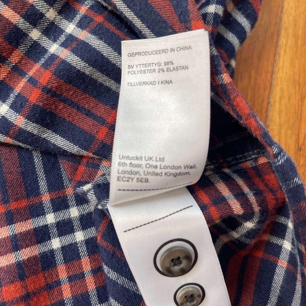 Untuckit Men’s Plaid Flannel Shirt – Size Large (Regular Fit) - Picture 8 of 10